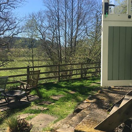 Posh Huts Farmstay Falstone Exterior photo